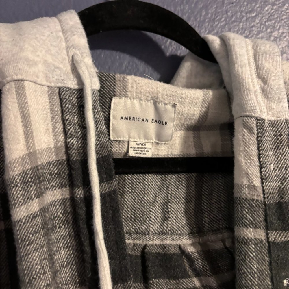 American Eagle Plaid Button Down Flannel Hoodie - image 3